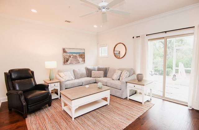 Three-bedroom luxury near all the island has to offer!