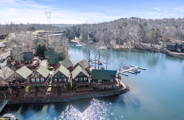 THREE-LEVEL LAKEFRONT DESIGNER CHALET: ONLY 9 MILES FROM CLEMSON!