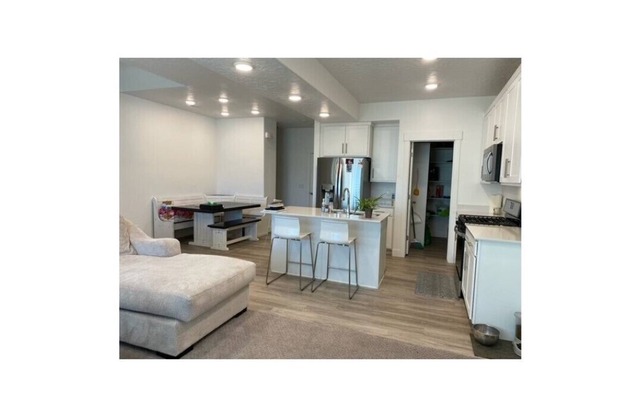 Three miles to Lagoon,