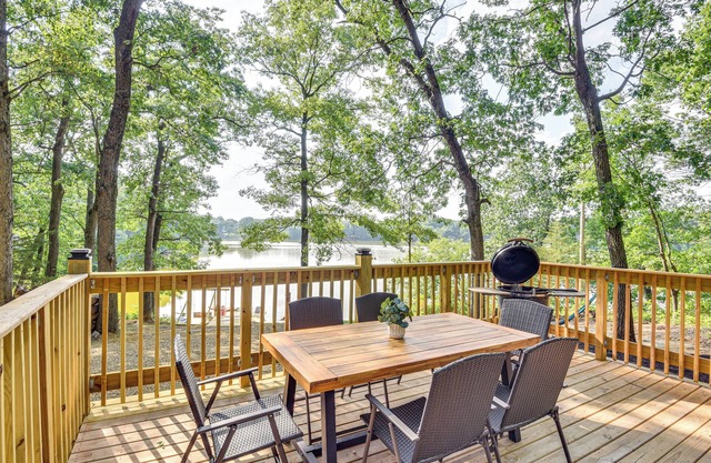 Three Rivers Cottage w/ Private Dock & Fire Pit!