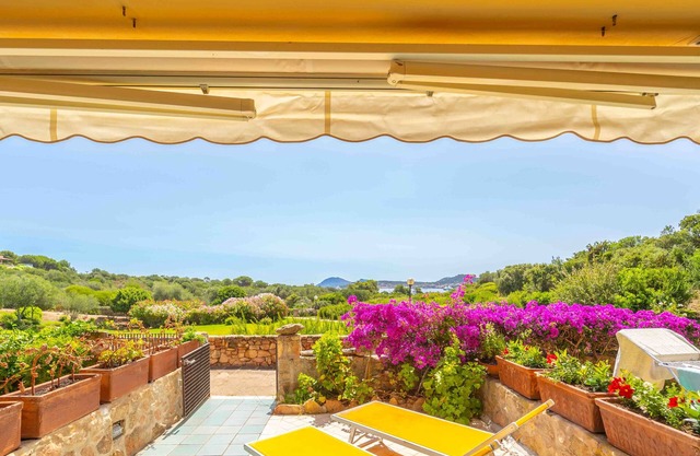 Three-room apartment 4 minutes walk from the beach