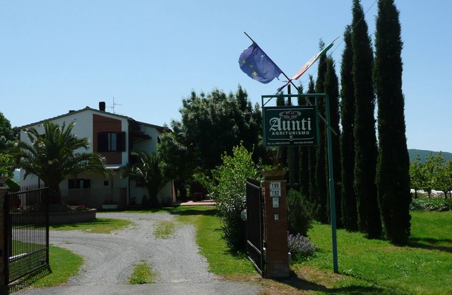 DREIZIMMERWOHNUNG IN MAREMMA