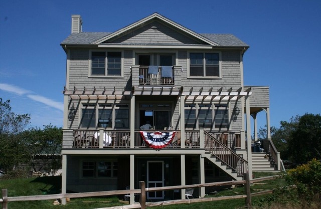 Drei Schwestern Cottage Block Island