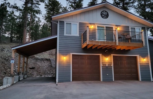 Thunder Ridge Loft with gorgeous overlook