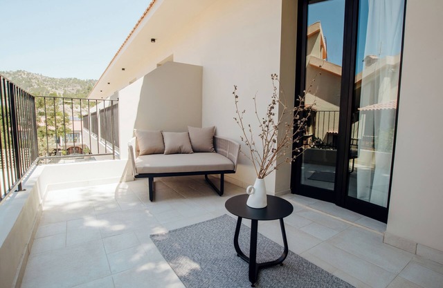 Thymises Boutique Hotel