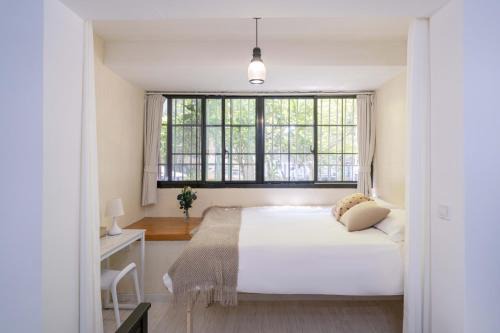 Tianhe Villa, Xujiahui-2 beds Apart