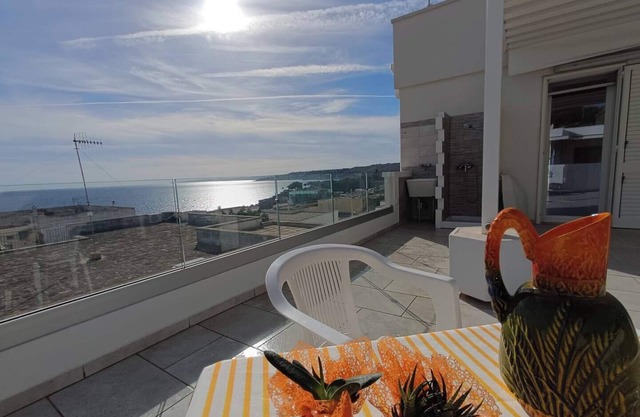 Geräumige Wohnung am Meer in Santa Cesarea in der Nähe von Otranto