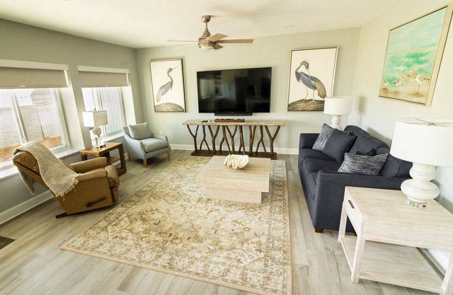 Tide Creek Oasis, Panacea...GROUND LEVEL, Marina View, Patio, Pool, No Boats
