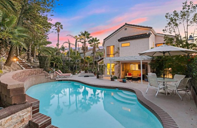 Tierrasanta Pool & Hot Tub House