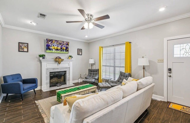 Tiger's Den 🐯 4.5 mile to LSU, Games, Sleeps 8