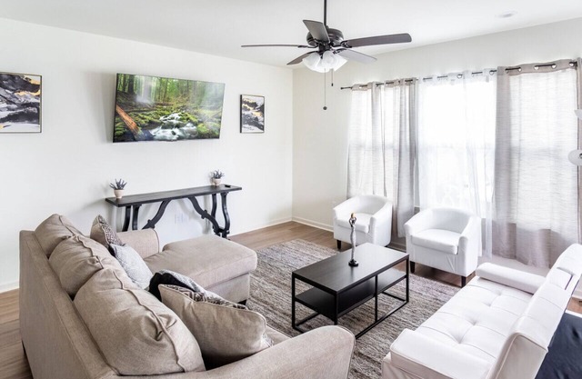 Luxury Townhome by LSU campus - Baton Rouge