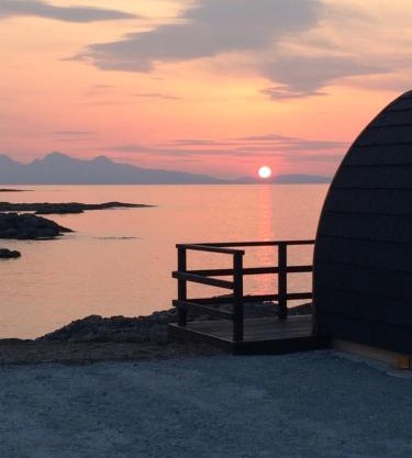 Tigh na Mara Rum pod