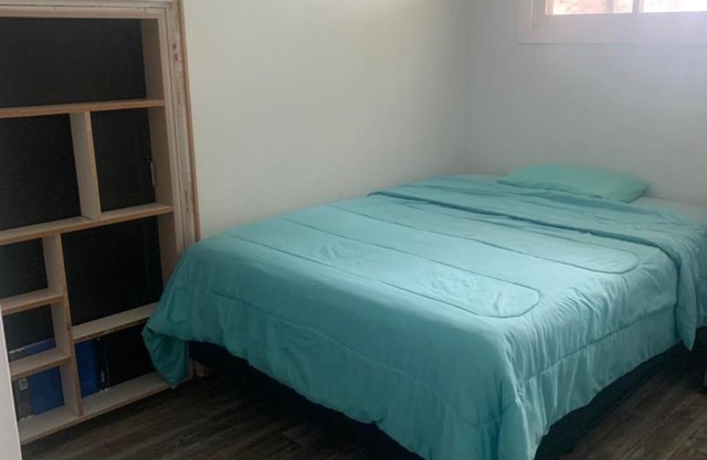 Tight budget room for rent in my singlehouse