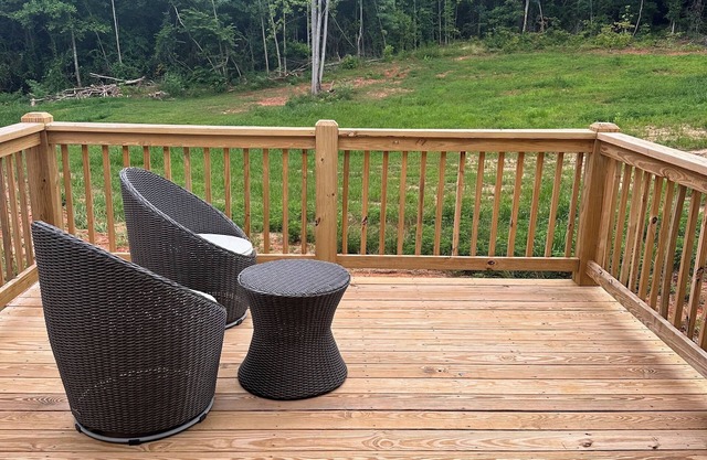 Tiny home located in Walhalla - foothills of Blue Ridge Mountains.