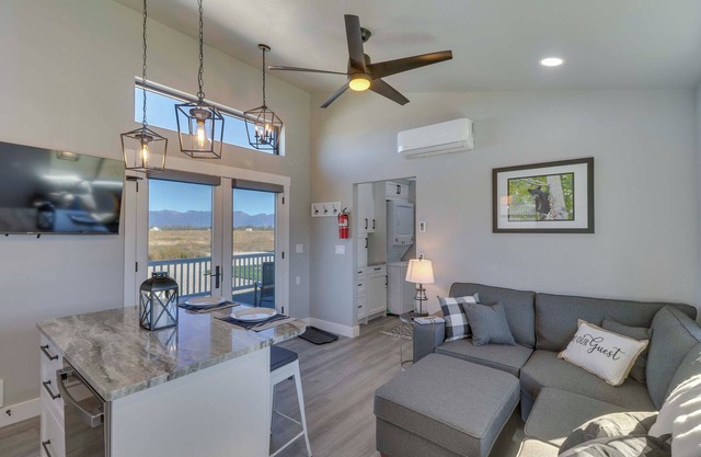 Tiny Home w/ Mtn View: Near Flathead Lake & Skiing