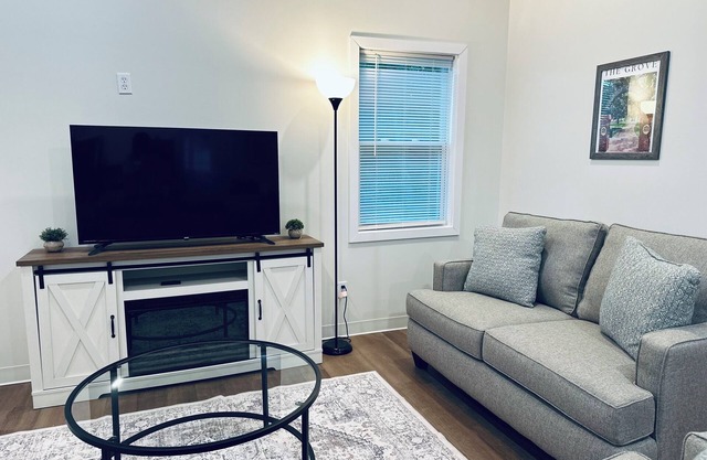 Tiny Taylor Retreat - minutes from Ole Miss Campus