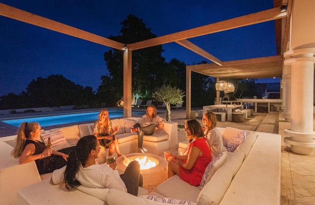 Tiny Whale Lodge, a unique space for groups
