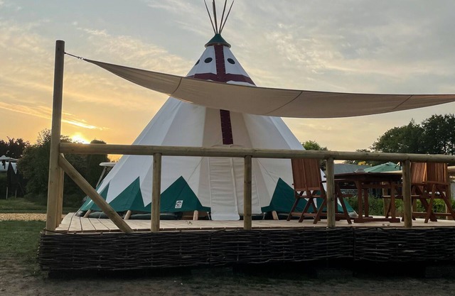 Tipi Sioux am Belauer See