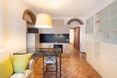 Tipico Bilocale Milanese in via Bramante - Mirable PM