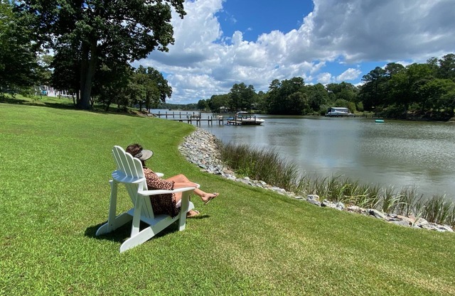 Tipsy Mermaid “Rivah House” Kayak/Paddlebaord/Crabbing/Fishing