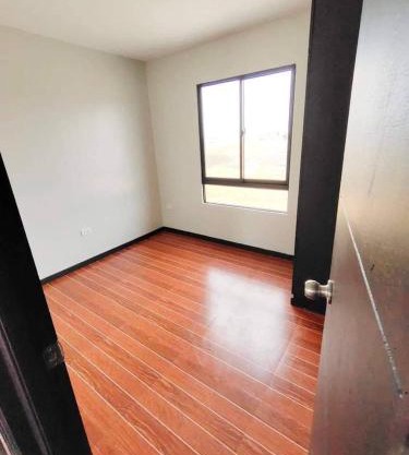 TMT Richelle apartment