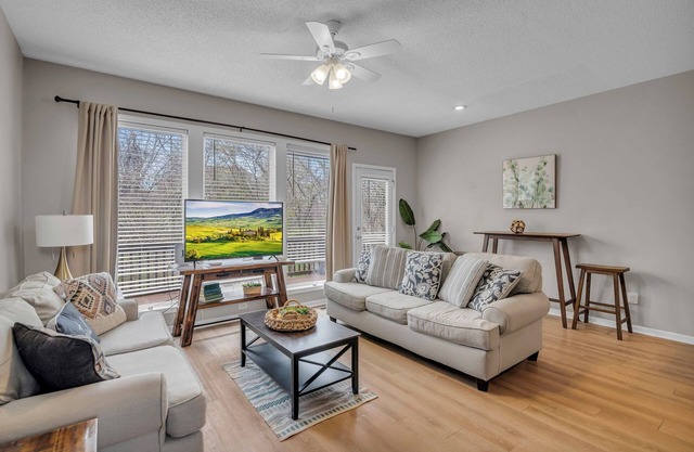 To Legends! 3BD with 2.5 Bath House!