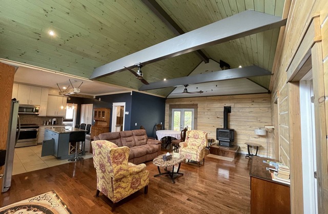 Tobermory Bruce Peninsula Beautiful Cottage