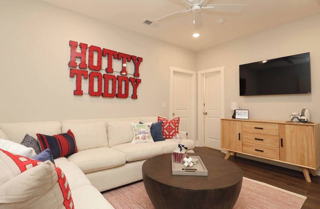 Toddy Reserve - New Listing by Apex Short Term Stays