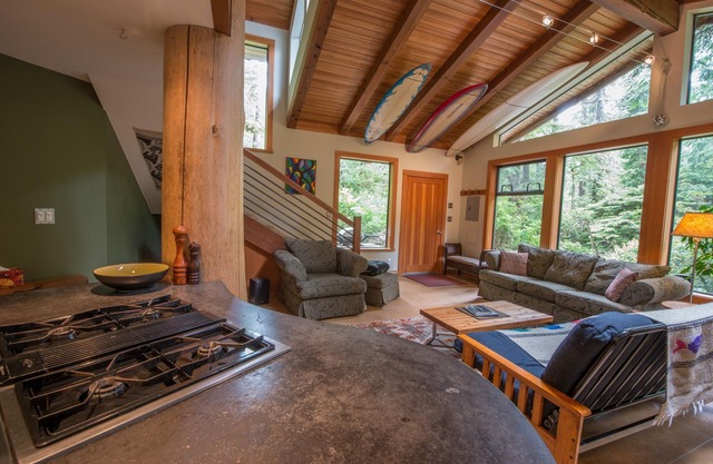 Tofino Surf Cabin 10 Minuten zu Fuß zu drei der besten Surfstrände von Tofino