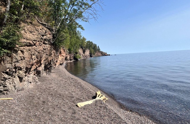 Tofte Lakefront 2BR | Pet Friendly | Beach Access | Near Lutsen | EV Charger