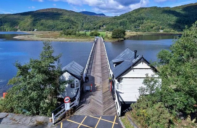 Toll Bridge Cottage