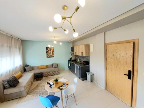 top apartment Airport Mohamed 5