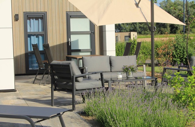 Top chalet 'Inseltraum' with fence & Airco - arrive, switch off, feel good