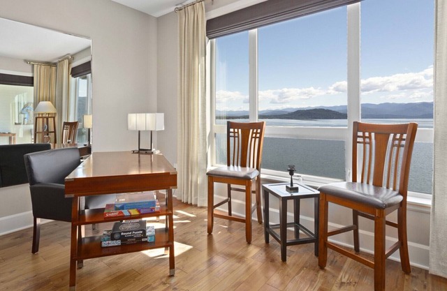 Seasons at Sandpoint - Moderne Wohnung am See in der obersten Etage - Beste Aussicht