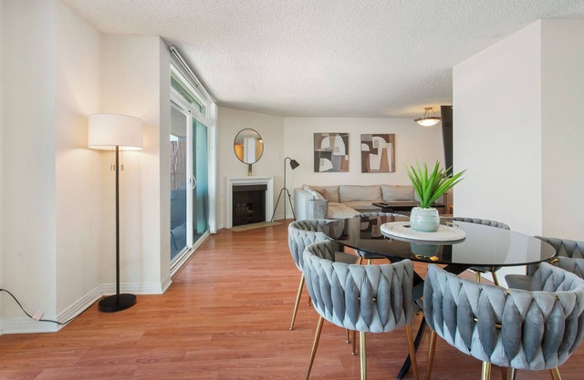 Top-Floor Marina Escape 3BR Penthouse Ocean View