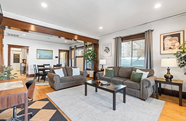 Top-Floor of 2-Story - Downtown area of SLC & Close to the University of Utah.