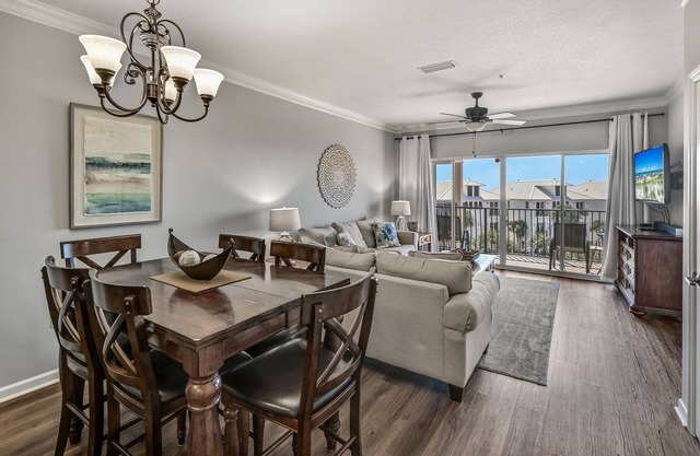 Dachgeschoss-Einheit mit Blick auf den Golf