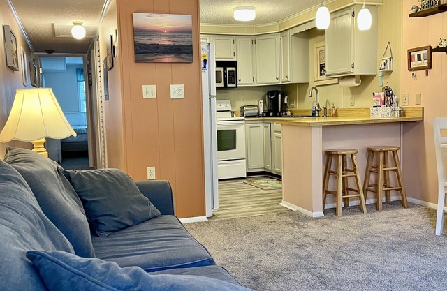 Top Rated 1st Floor Ocean Block Condo Just Steps To The Beach!