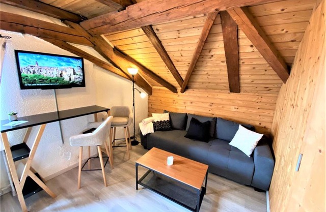 TOP-URIGES Studio mitten im Bayerischen Wald +NETFLIX