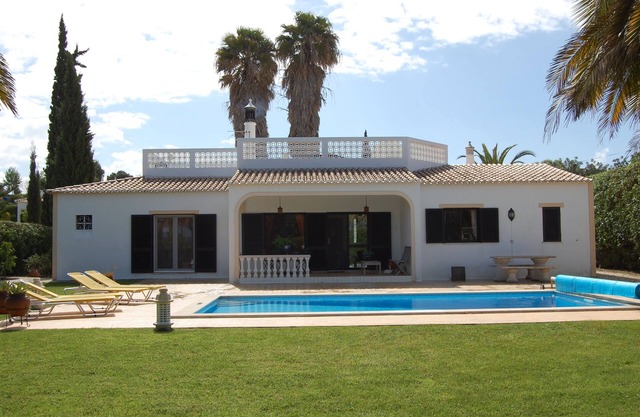 Erstklassige Ferienwohnung, kurze Entfernung von den berühmten Stränden von Meia Praia
