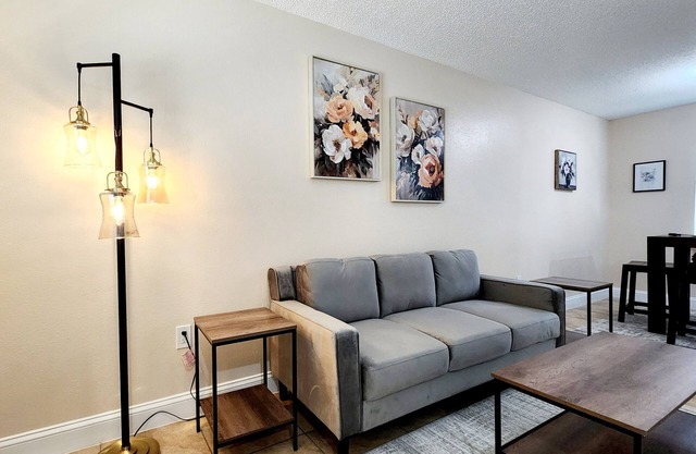 Toria Suites 922