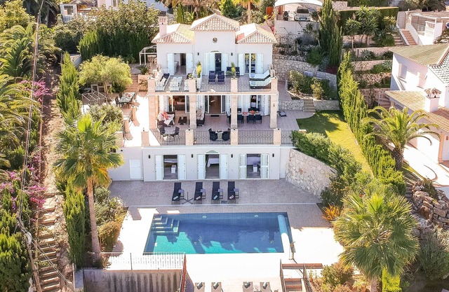 Torre Del Sueno - Turm der Träume - Torre Del Sueño - große Villa mit 5 Schlafzimmern, 400 m vom Str
