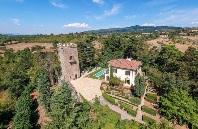 Torre San Pietro - Schöne toskanische Villa und mittelalterlichen Turm