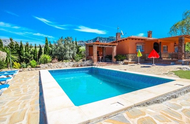 Torrejon Antequera - La Higuera by Ruralidays
