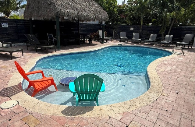 Total Oasis @ Private Villa in Hollywood FL for a large groups 3 Miles to beach