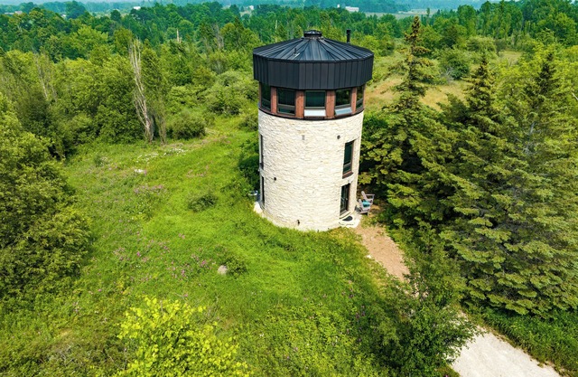 Komplett renoviert 2012 Brenner Turm!