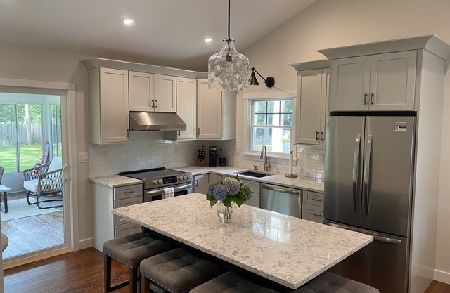 Totally Renovated Cottage on the North Fork 7 min. walk to the Beach