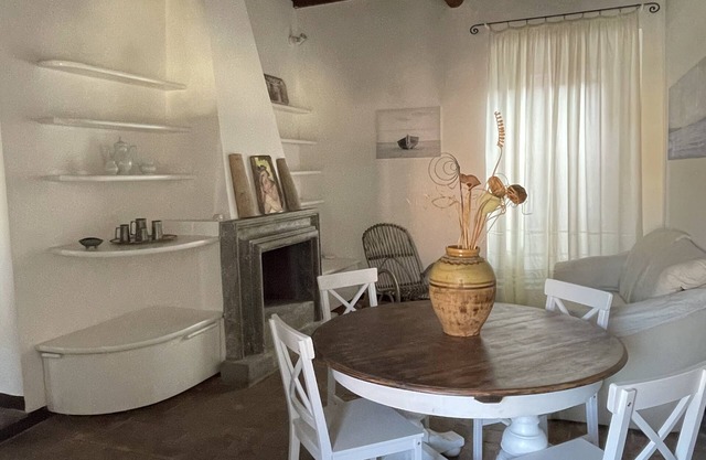 Tourist Accommodation Civicosei Capodimonte