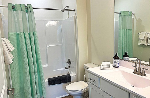 Tourist Home of Richmond 1 Bedroom Apartment - Church Hill North TH01