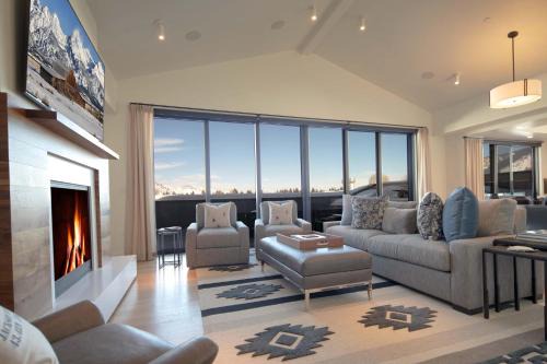 Town Hill Penthouse